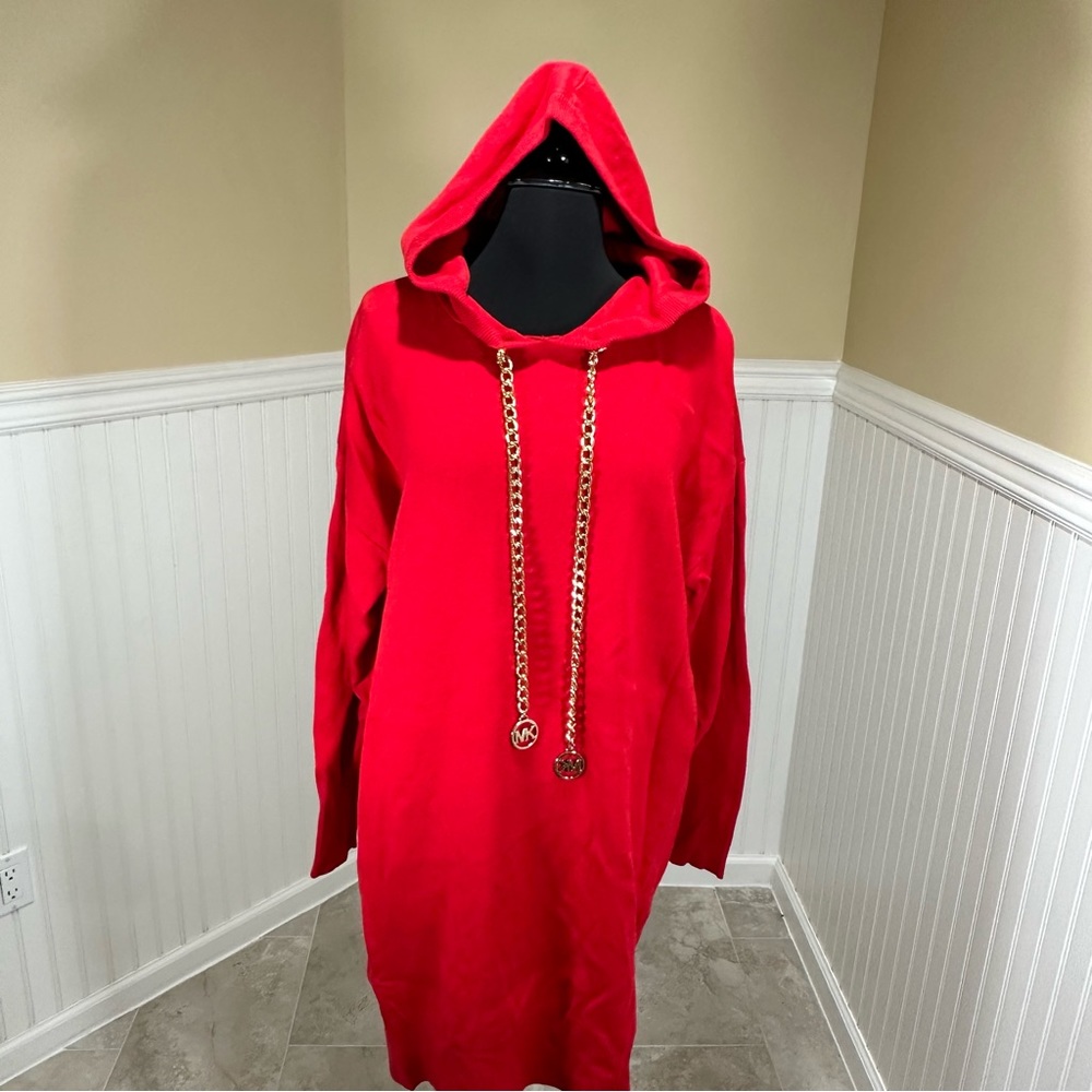 Michael Kors Red sweater dress with hood, size Large - Picture 4 of 16